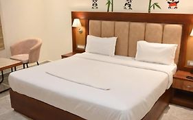 Hotel Heaven Grand Lucknow
